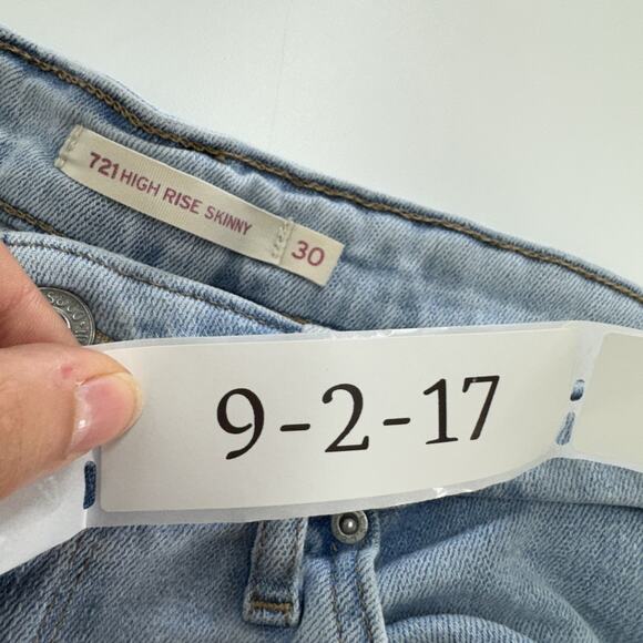 Levis Jeans Womens 30 Blue 721 High Rise Skinny Distressed Ripped Denim Pants - Picture 3 of 7